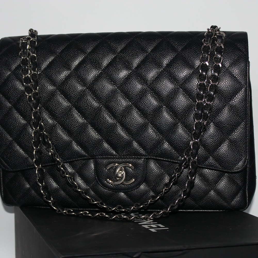 Chanel Caviar Quilted Maxi Double Flap Black - Picture 6 of 16